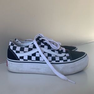 Checkerboard Old Skool Platform Vans